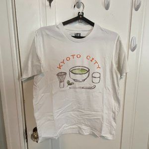 UNIQLO Kyoto City Graphic Tee